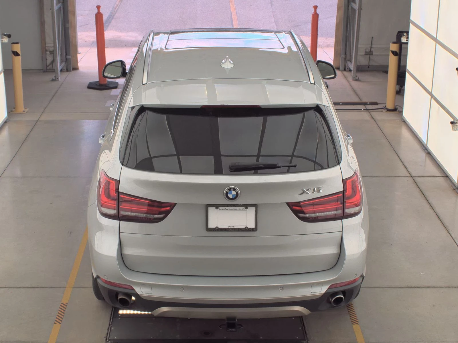 BMW X5 xDrive35i Подгрев* Камера* CarPlay* Пано* Keyless  - изображение 5