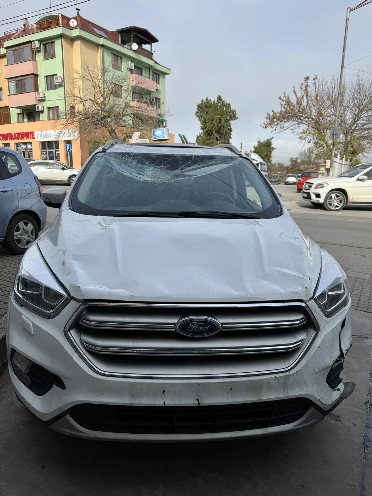 Ford Kuga 2.0 TDCI 150 кс 4Х4 97000км - изображение 6