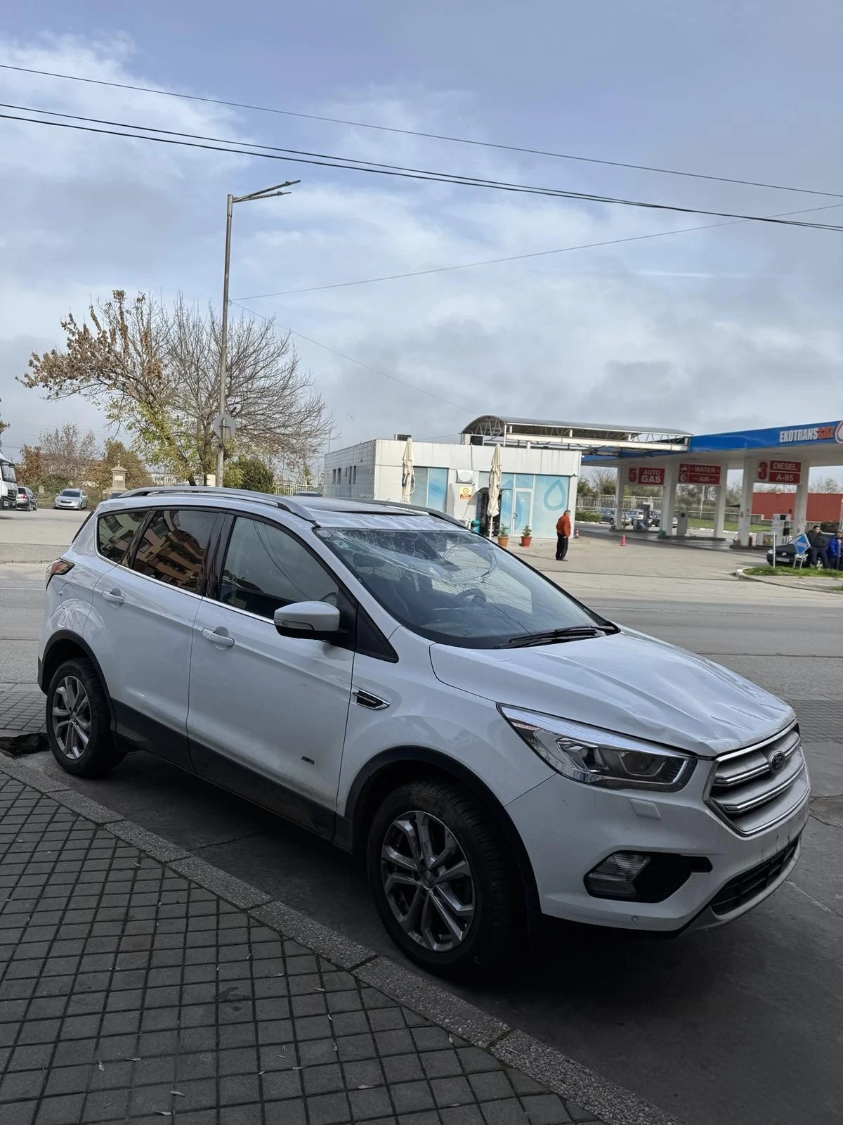 Ford Kuga 2.0 TDCI 150 кс 4Х4 97000км - изображение 2