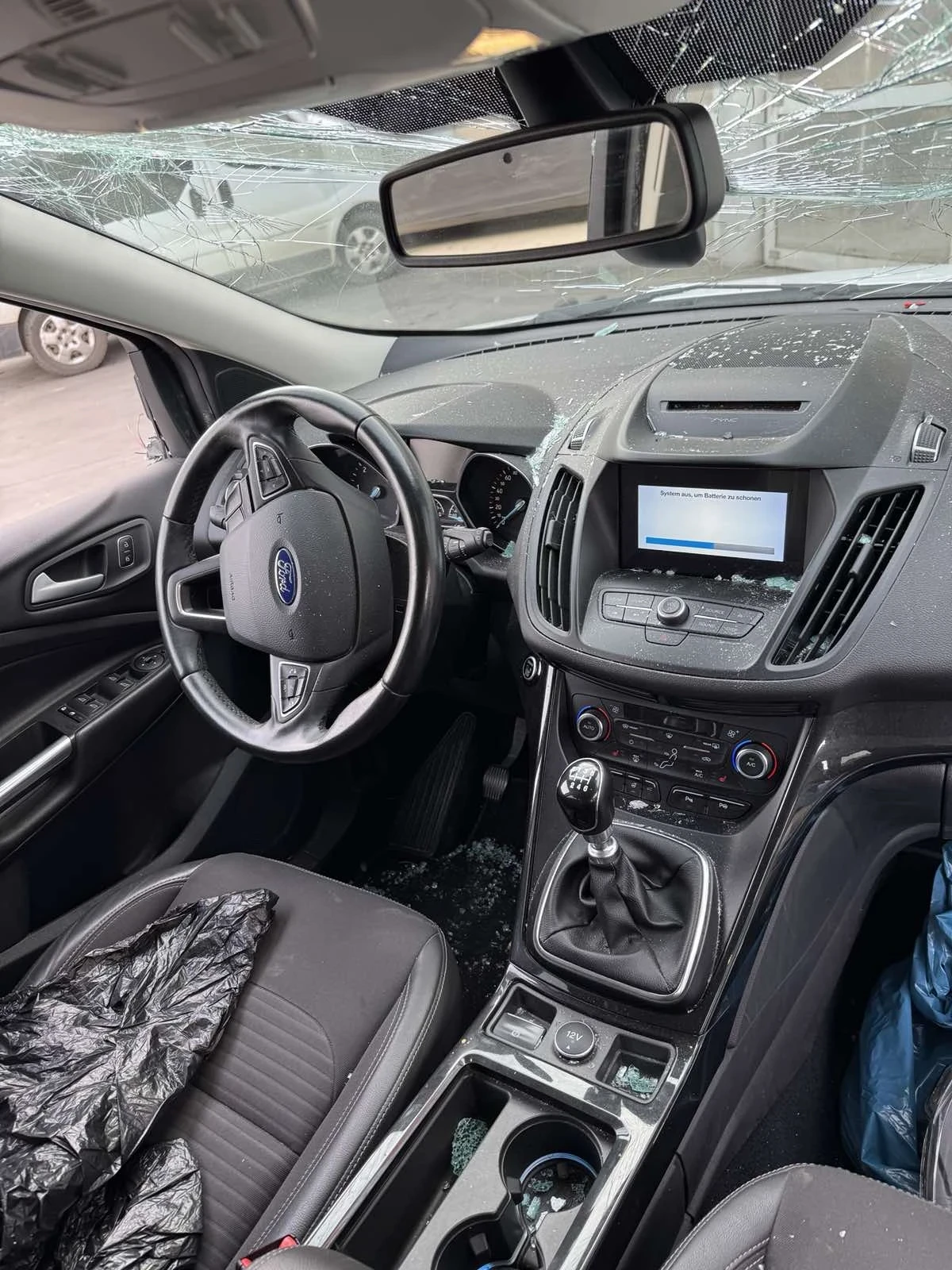 Ford Kuga 2.0 TDCI 150 кс 4Х4 97000км - изображение 7