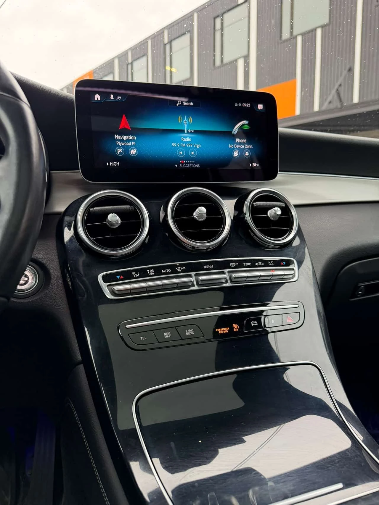 Mercedes-Benz GLC * 300 * CARFAX * ЦЕНА ДО БГ, снимка 8 - Автомобили и джипове - 53872431