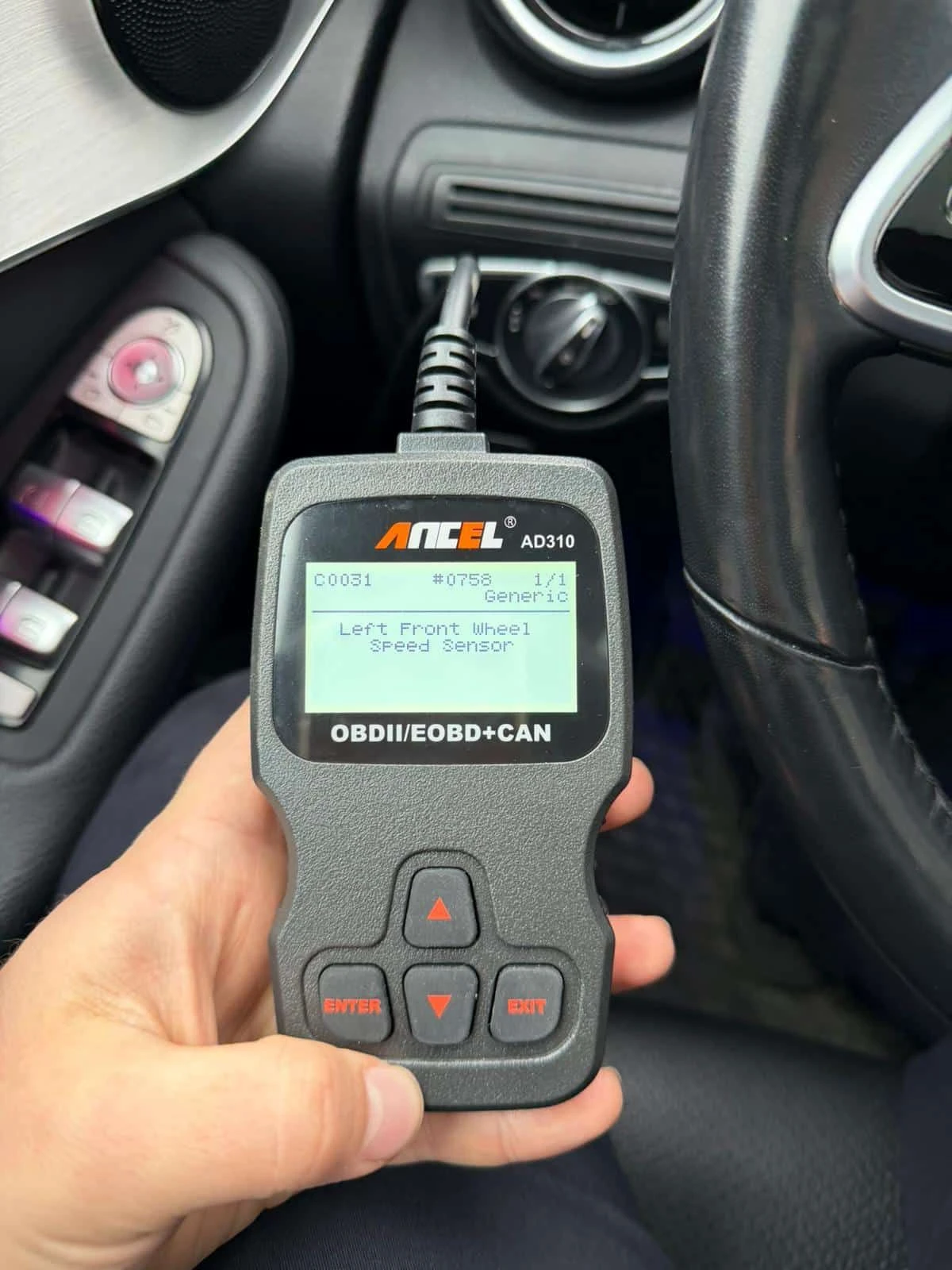 Mercedes-Benz GLC * 300 * CARFAX * ЦЕНА ДО БГ, снимка 10 - Автомобили и джипове - 53872431