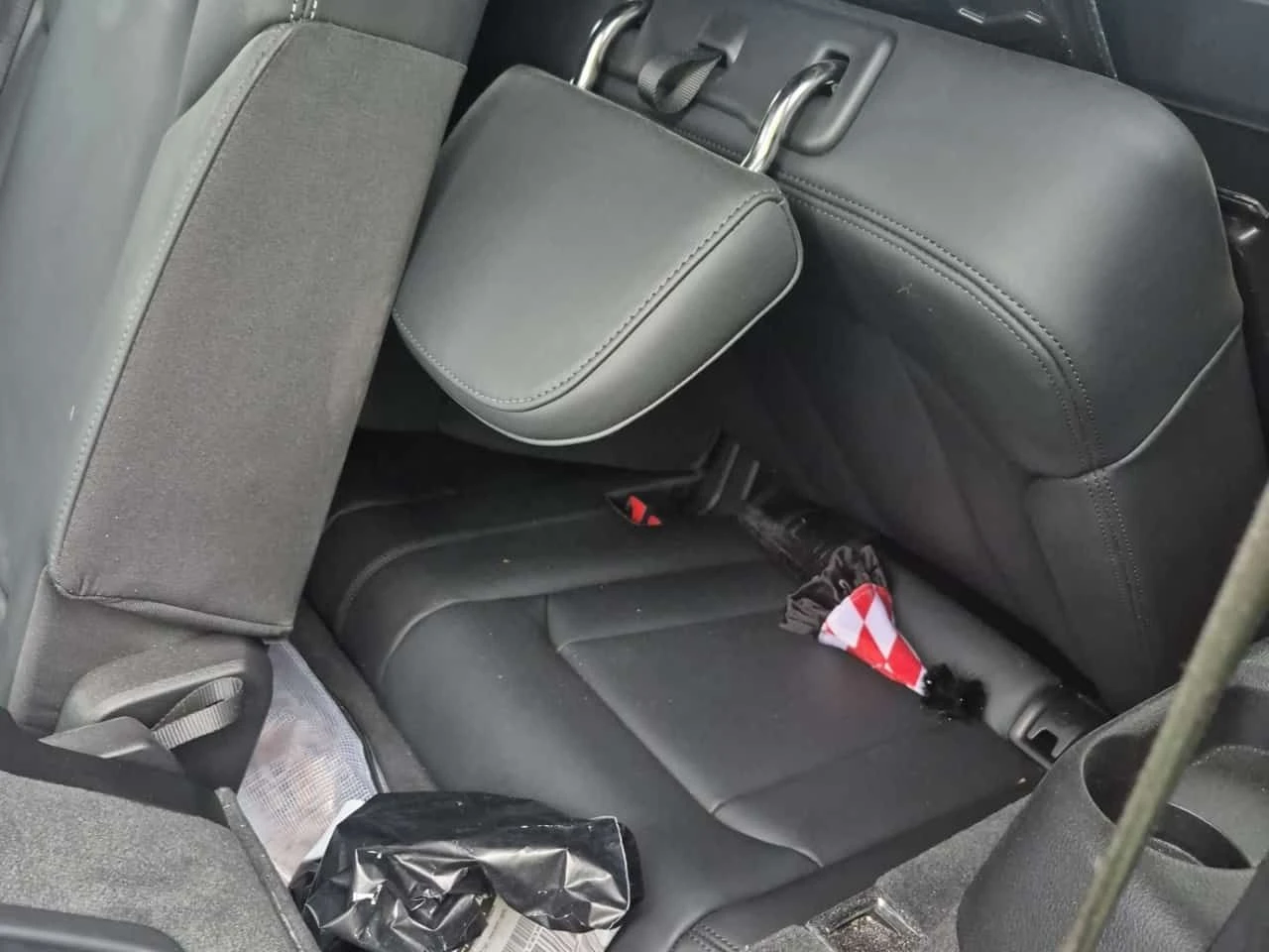 Audi SQ7 BANG & OLUFSEN| ОБДУХВАНЕ| PANO| 2 КЛЮЧА| , снимка 13 - Автомобили и джипове - 54228408