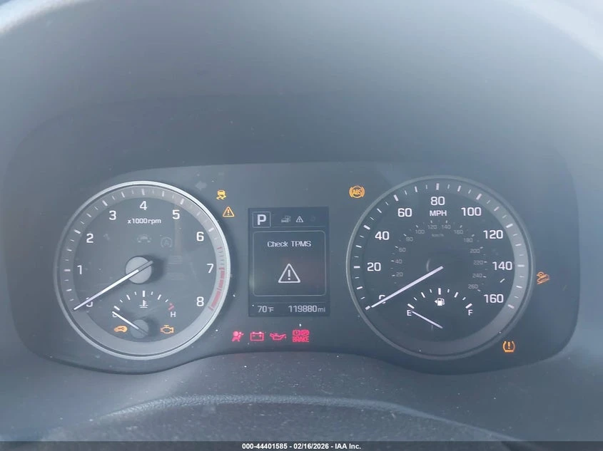 Hyundai Tucson 2.0l Sel Plus, снимка 7 - Автомобили и джипове - 54307013