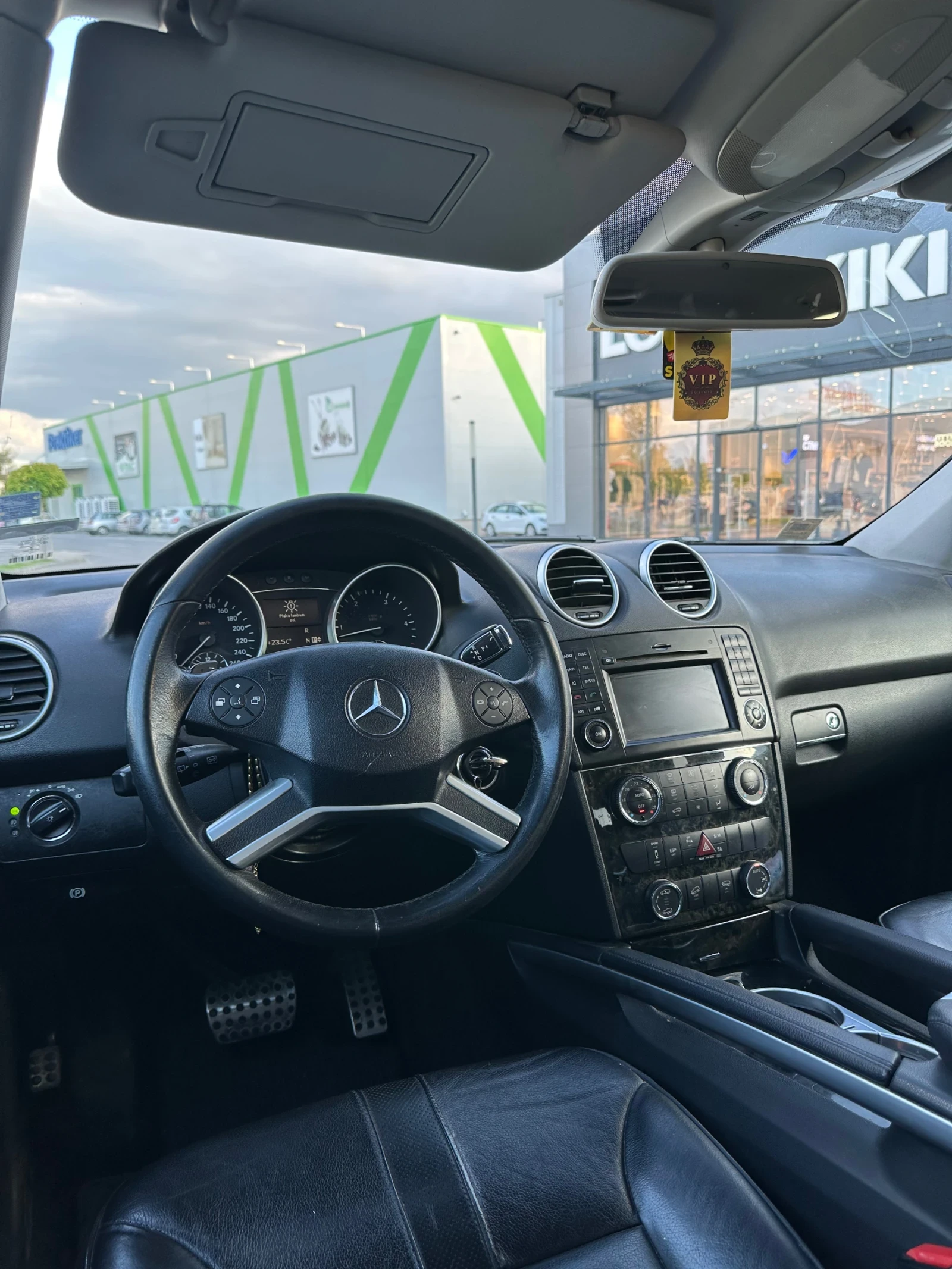 Mercedes-Benz ML 320, снимка 7 - Автомобили и джипове - 54703776