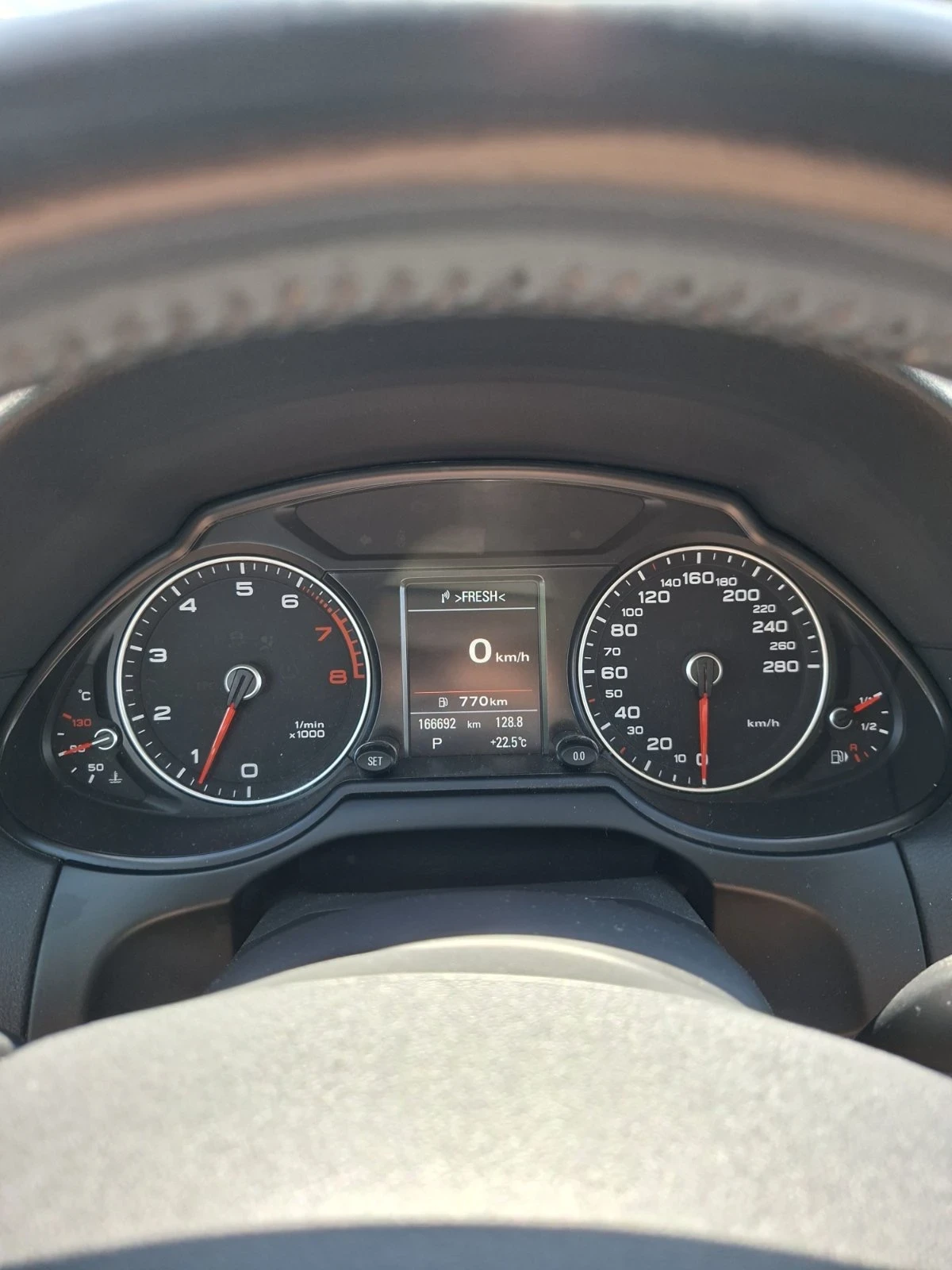 Audi Q5 3.0 TSFI ZF8, снимка 9 - Автомобили и джипове - 54857035