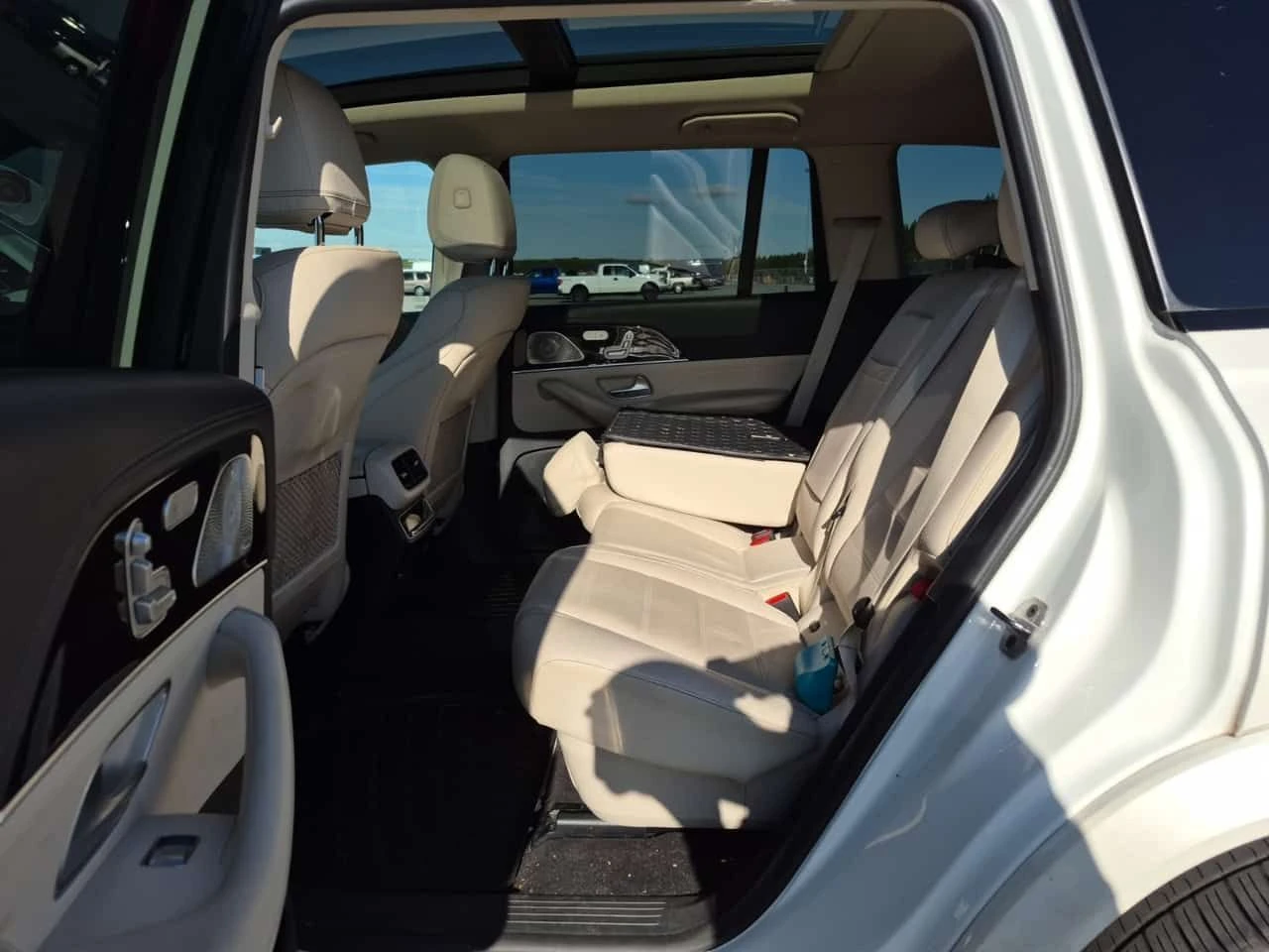 Mercedes-Benz GLS 450 * Един собственик * Без инциденти * CARFAX * , снимка 9 - Автомобили и джипове - 54908672