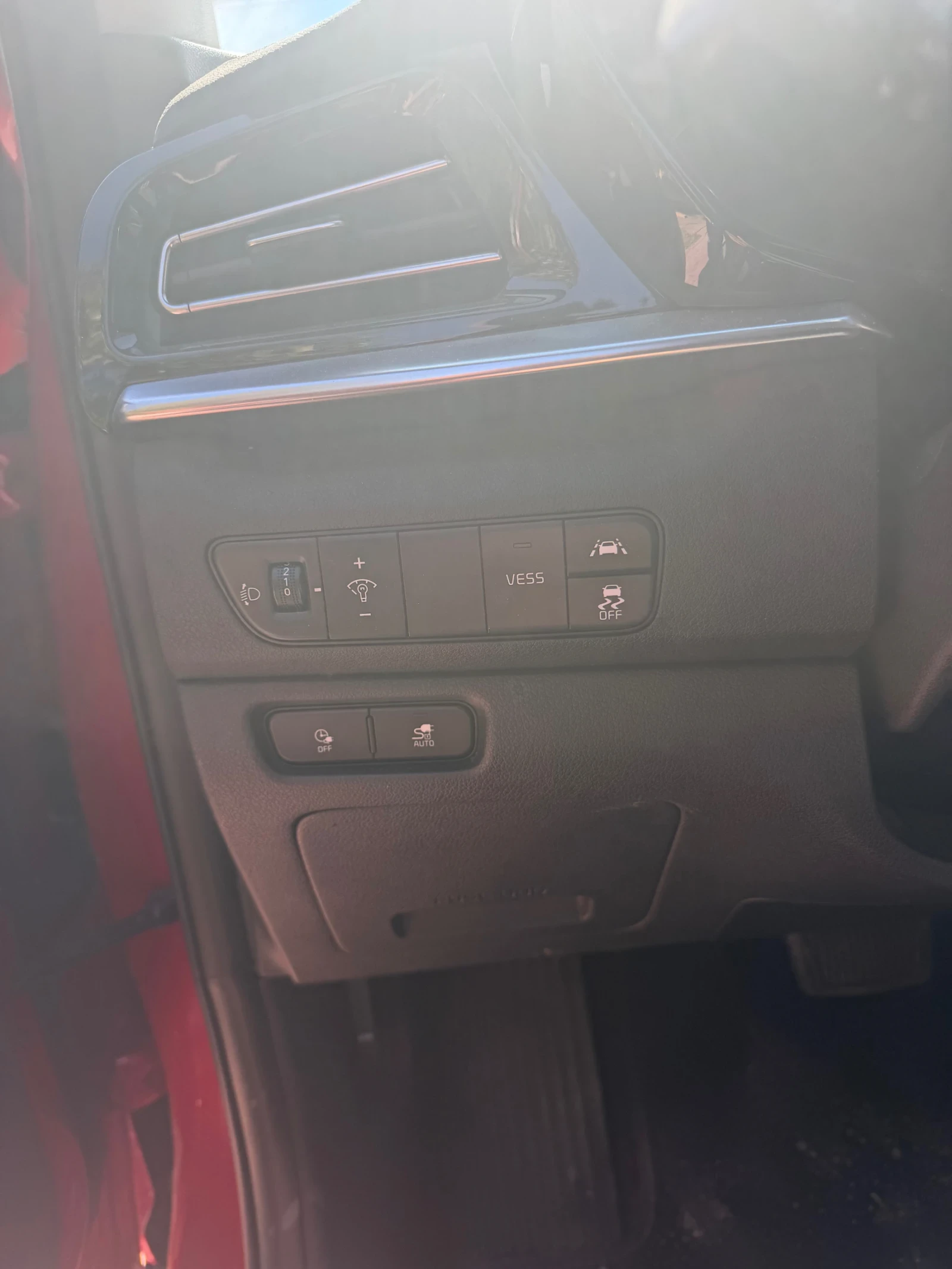Kia Niro, снимка 9 - Автомобили и джипове - 56129014