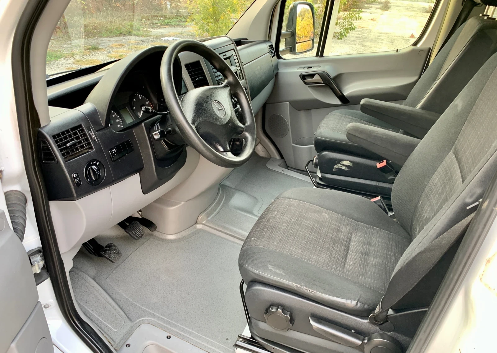 Mercedes-Benz Sprinter 4.30м. МЕЖДУОСИЕ* EURO 6* FACELIFT* ТОП СЪСТОЯНИЕ, снимка 12 - Бусове и автобуси - 53737732