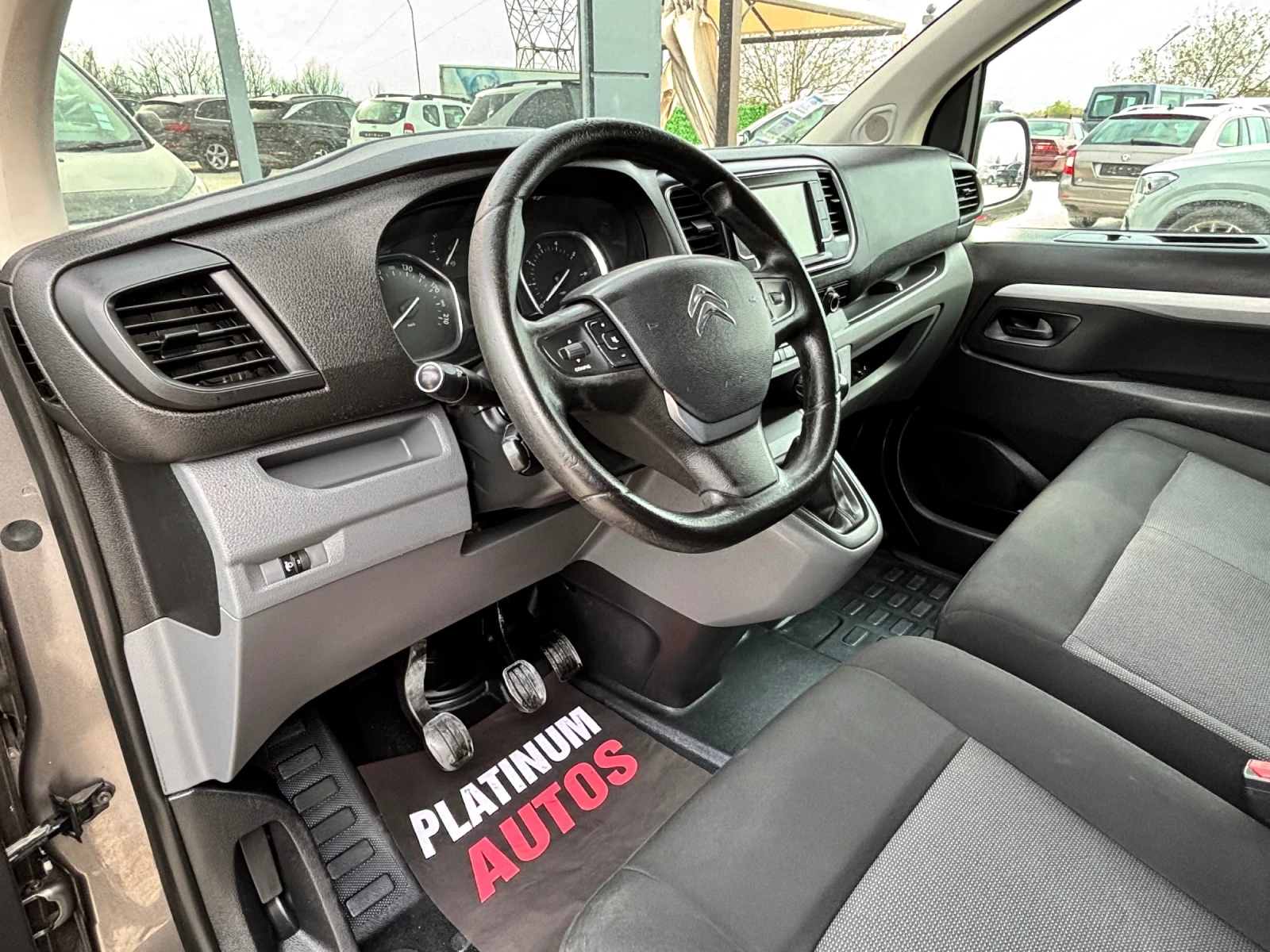 Citroen Jumpy 2.0HDI/6МЕСТЕН/ЕВРО6/ПАРКТРОНИК, снимка 4 - Бусове и автобуси - 54213982