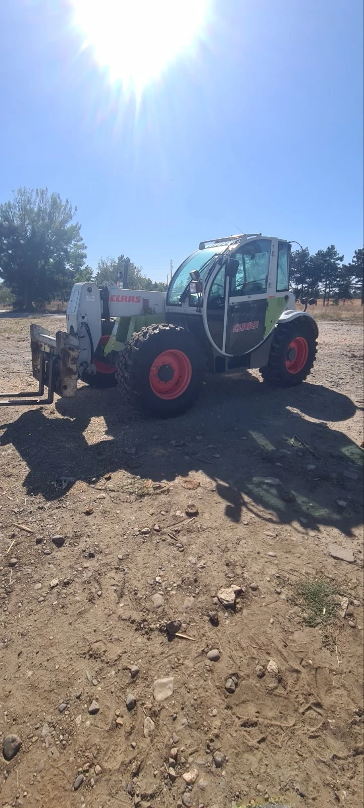 Телескопичен товарач Claas Тарго К70