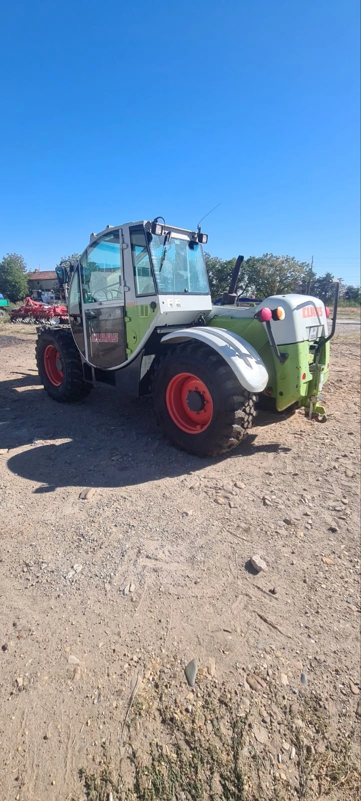 Телескопичен товарач Claas Тарго К70, снимка 2 - Селскостопанска техника - 55842410