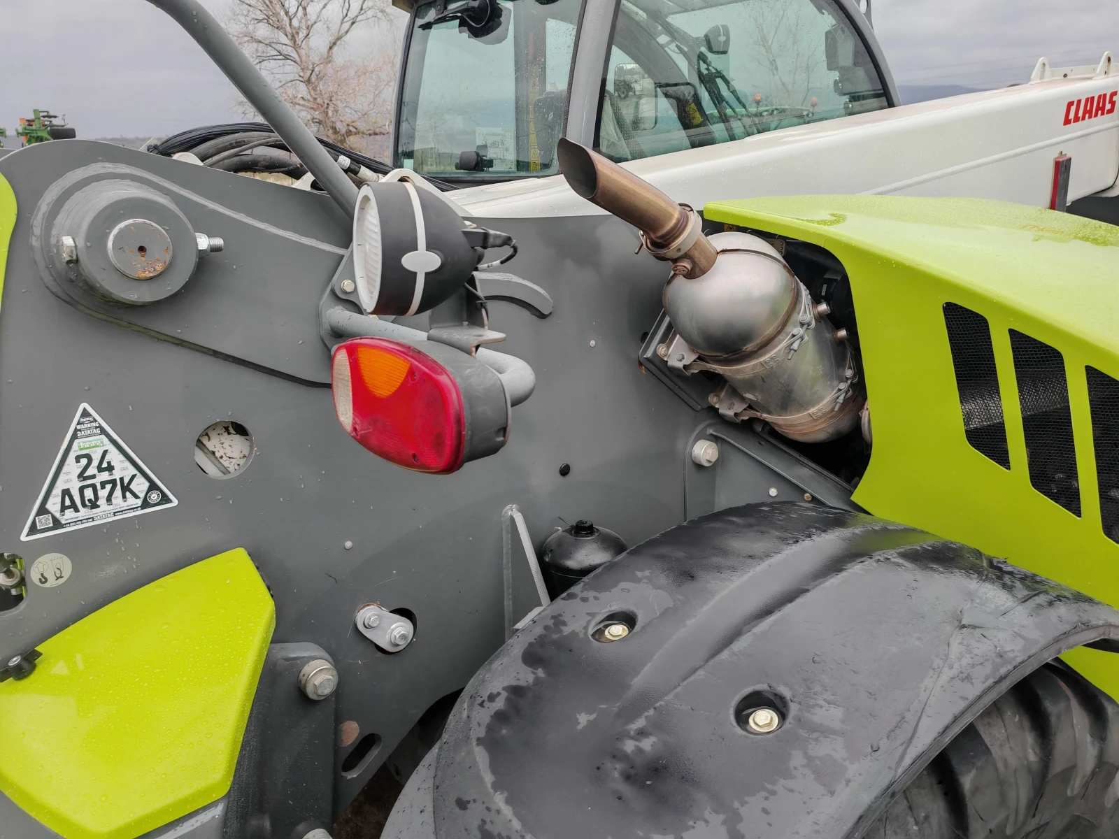   Claas Scorpion 7055     20% | Mobile.bg   8