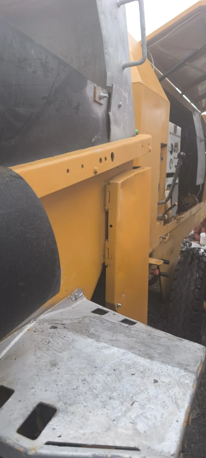 Бетон помпа Друга марка 1407D, снимка 14 - Индустриална техника - 53778364