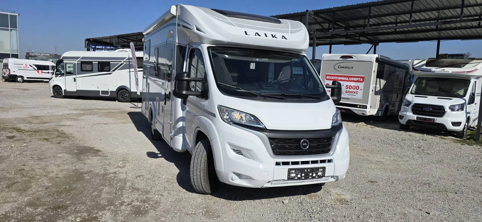 Кемпер Laika Kosmo Emblema 209, снимка 2 - Каравани и кемпери - 53811149