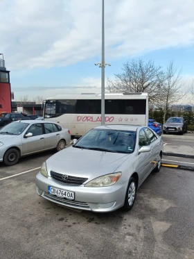 Toyota Camry 2.4i Automatic , снимка 2
