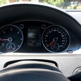 VW Passat 2.0TDI, снимка 8