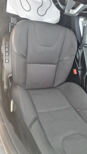 Volvo V40 Cross Country D4!!190hp!!8Speed!!AUTOMATIC!!PANORAMA!!132000!! | Mobile.bg    16