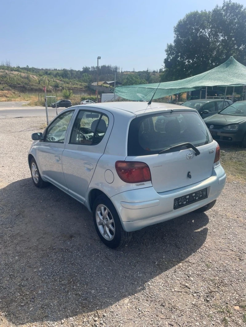 Toyota Yaris, снимка 8 - Автомобили и джипове - 46344599