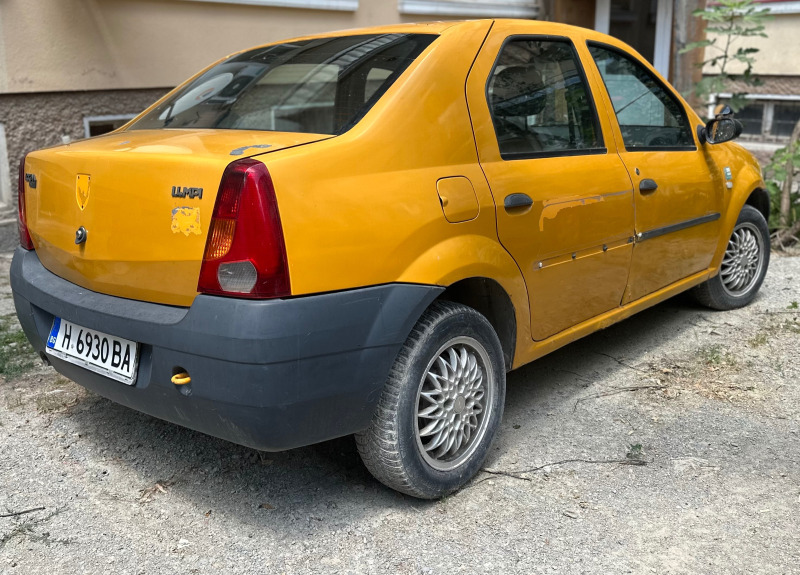 Dacia Logan, снимка 1 - Автомобили и джипове - 46414744