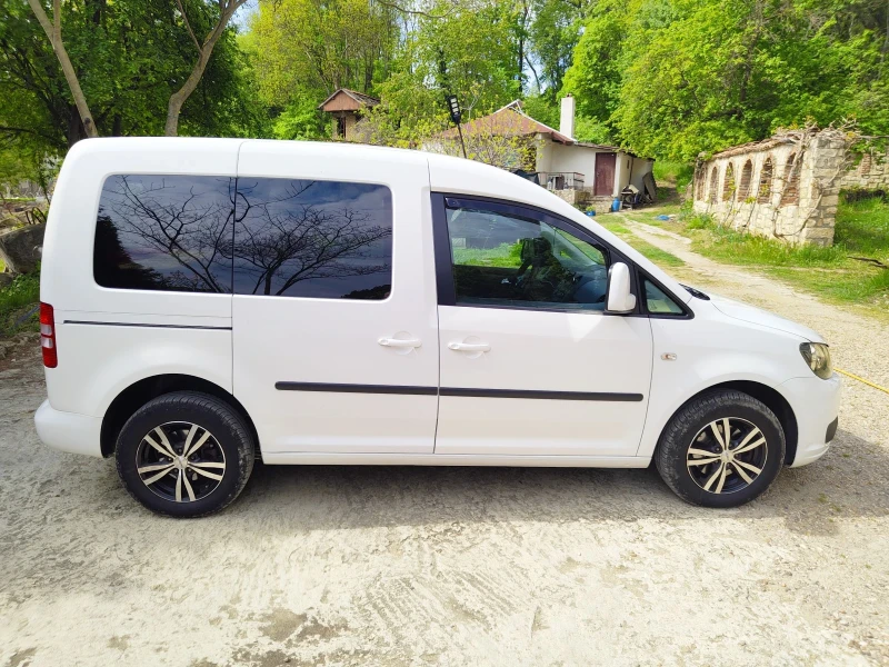 VW Caddy, снимка 1 - Автомобили и джипове - 48587871