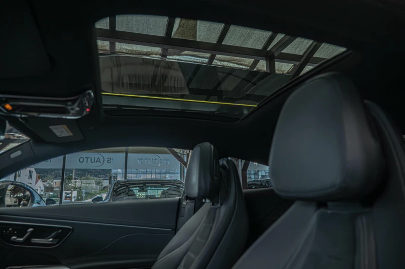 Mercedes-Benz CLE 300/4Matic/AMG Advance plus/Digital Light/Panorama, снимка 15 - Автомобили и джипове - 49682451