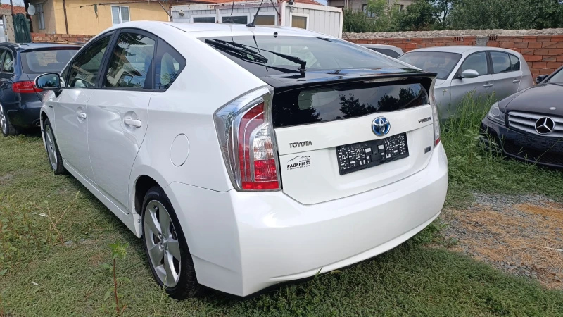 Toyota Prius 1.8 ХИБРИД !!! EURO 5 b !!! ПЕРФЕКТРНА !!!, снимка 5 - Автомобили и джипове - 51270570