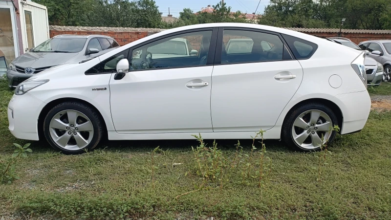 Toyota Prius 1.8 ХИБРИД !!! EURO 5 b !!! ПЕРФЕКТРНА !!!, снимка 4 - Автомобили и джипове - 51270570