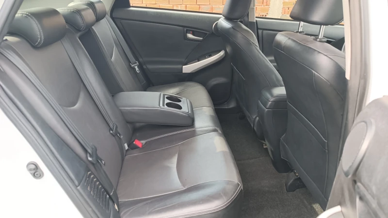 Toyota Prius 1.8 ХИБРИД !!! EURO 5 b !!! ПЕРФЕКТРНА !!!, снимка 10 - Автомобили и джипове - 51270570