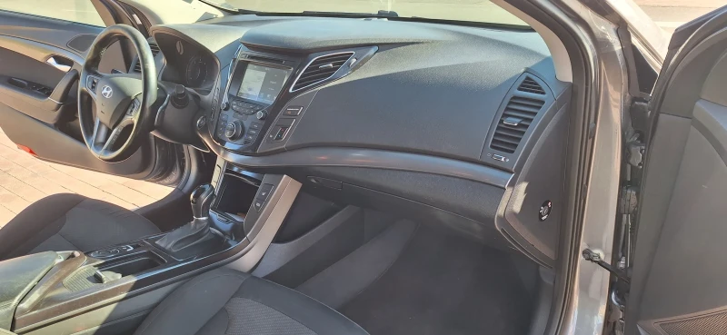Hyundai I40 1, 7 CRDI , снимка 9 - Автомобили и джипове - 52432052