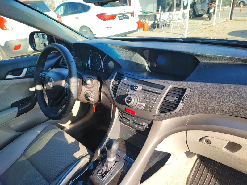 Honda Accord 2, 2D-150к.с= АВТОМАТ= КАМЕРА= ШБИДАХ, снимка 14 - Автомобили и джипове - 52802487