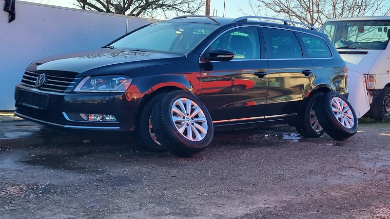 VW Passat, снимка 2 - Автомобили и джипове - 52825699