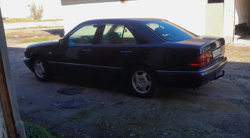 Abarth 124 2.4i Газов инжекцион, снимка 4 - Автомобили и джипове - 53079499