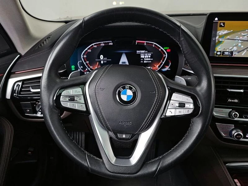 BMW 530 530i Luxury| 248к.с.| ВКЛ.ТЕХНОТЕСТ, снимка 13 - Автомобили и джипове - 55623090