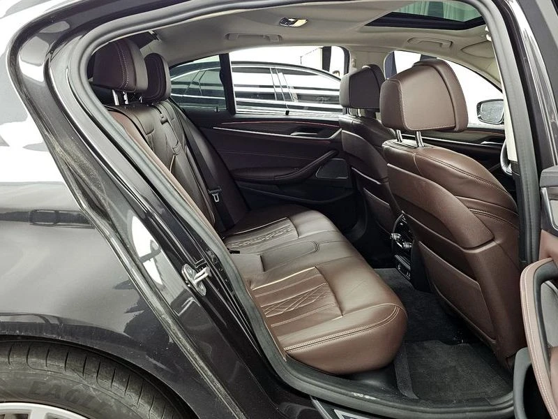 BMW 530 530i Luxury| 248к.с.| ВКЛ.ТЕХНОТЕСТ, снимка 12 - Автомобили и джипове - 55623090