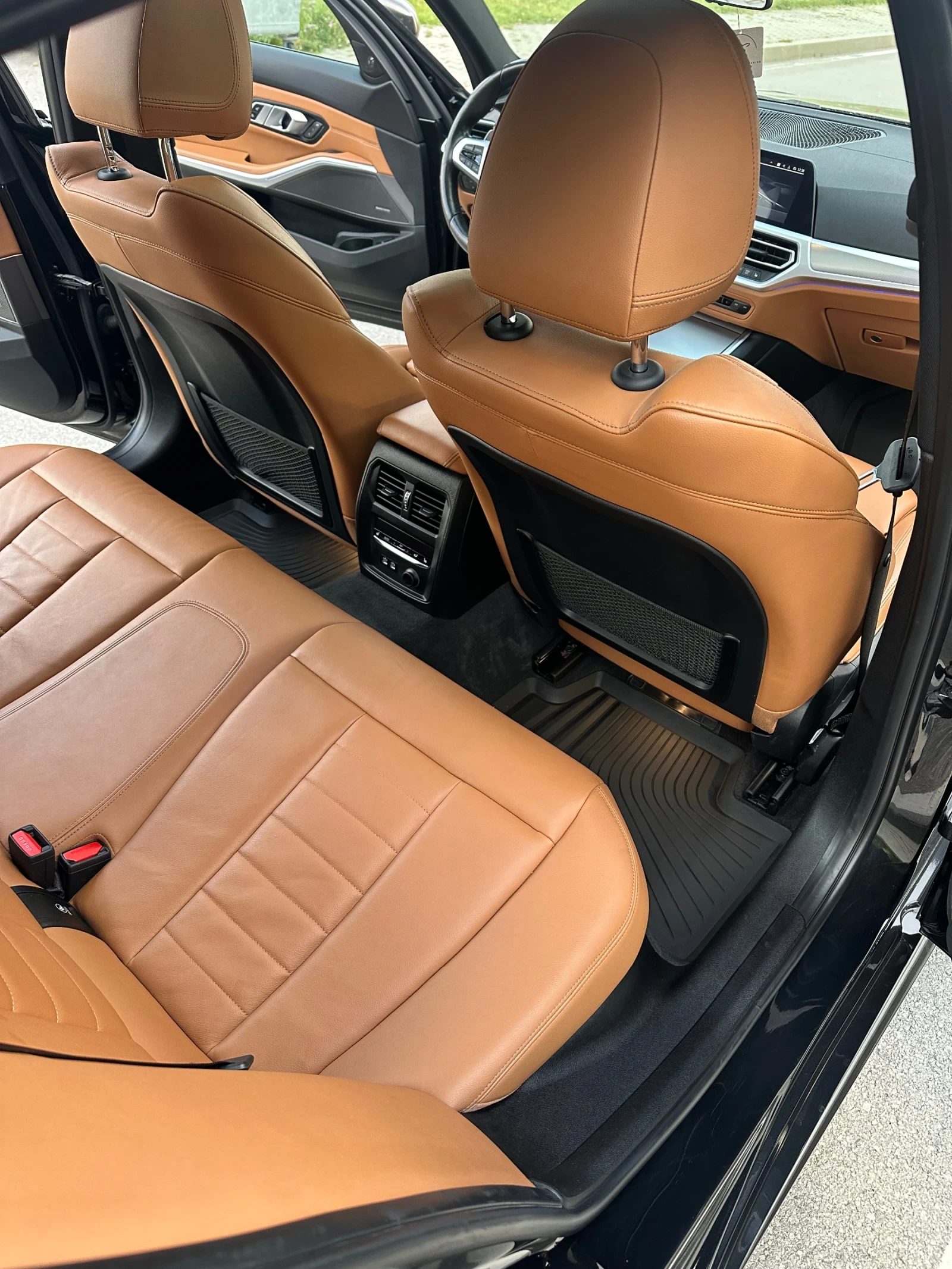 BMW 340 xDRIVE/Harman/Led/Head-up/Ambient/82000km/Обслужен - изображение 10