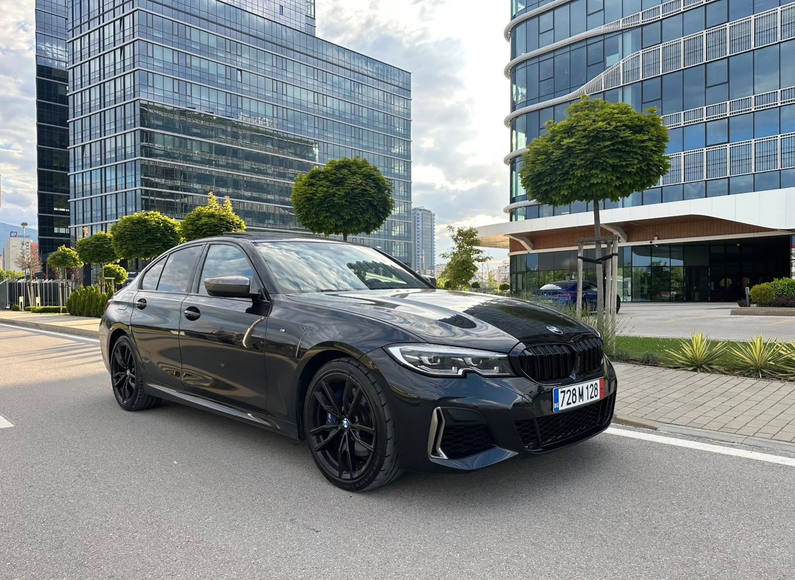 BMW 340 xDRIVE/Harman/Led/Head-up/Ambient/82000km/Обслужен - изображение 2