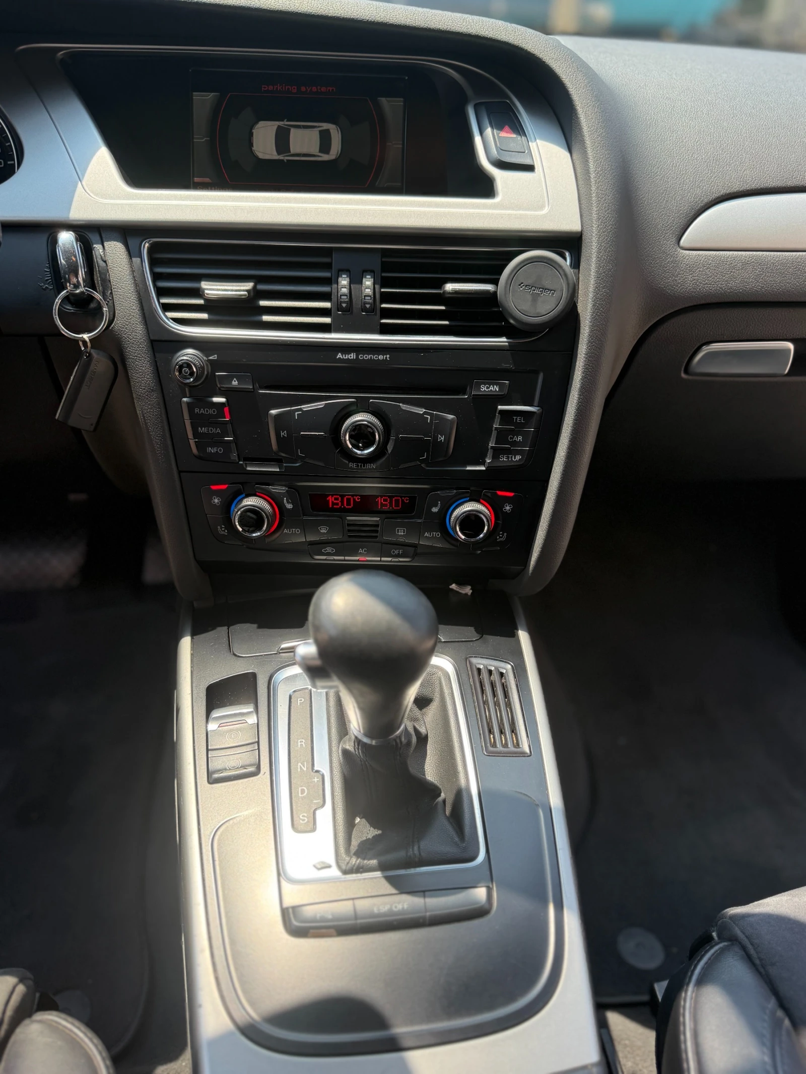 Audi A4 1.8 - изображение 7