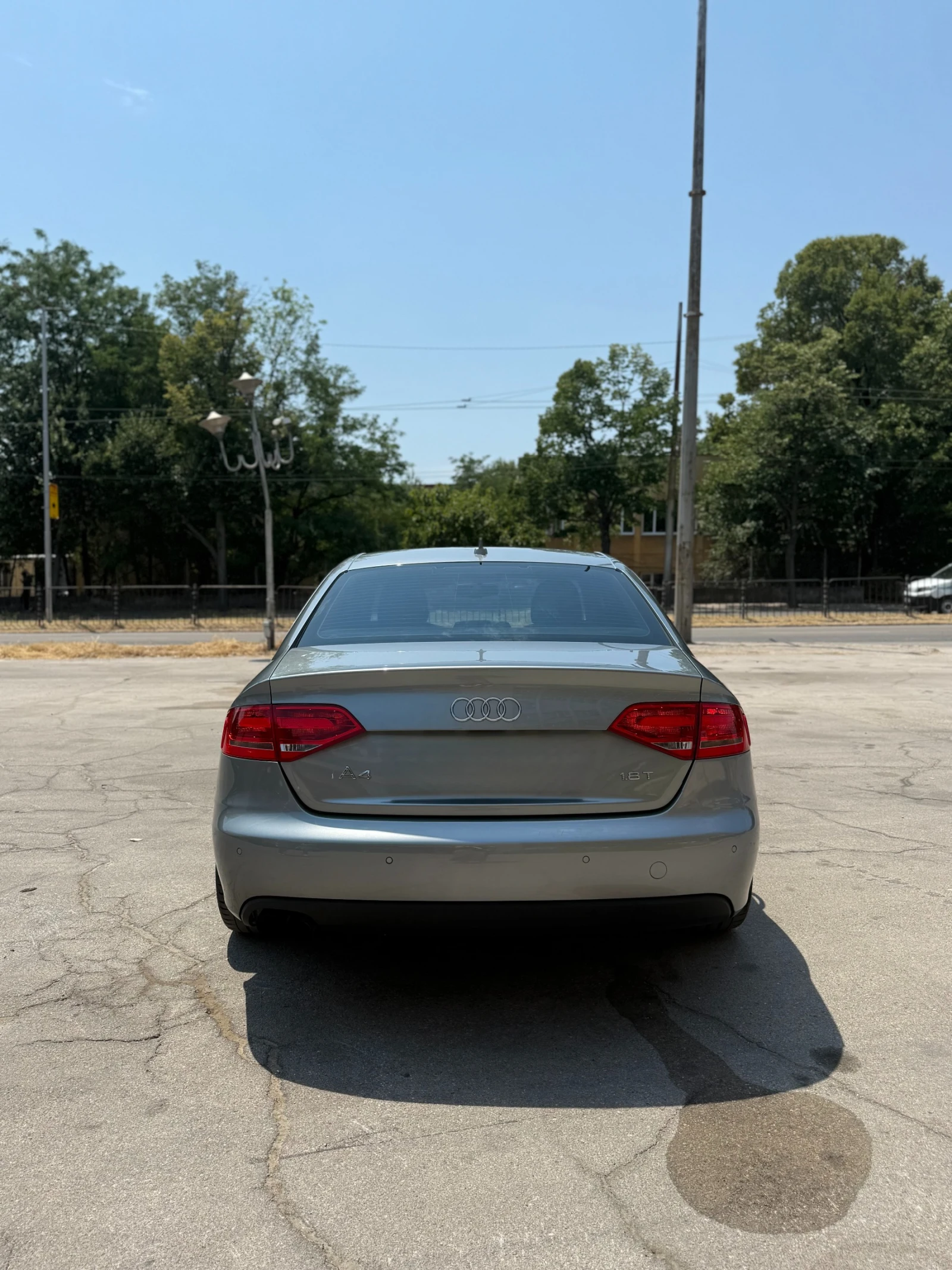 Audi A4 1.8 - изображение 2