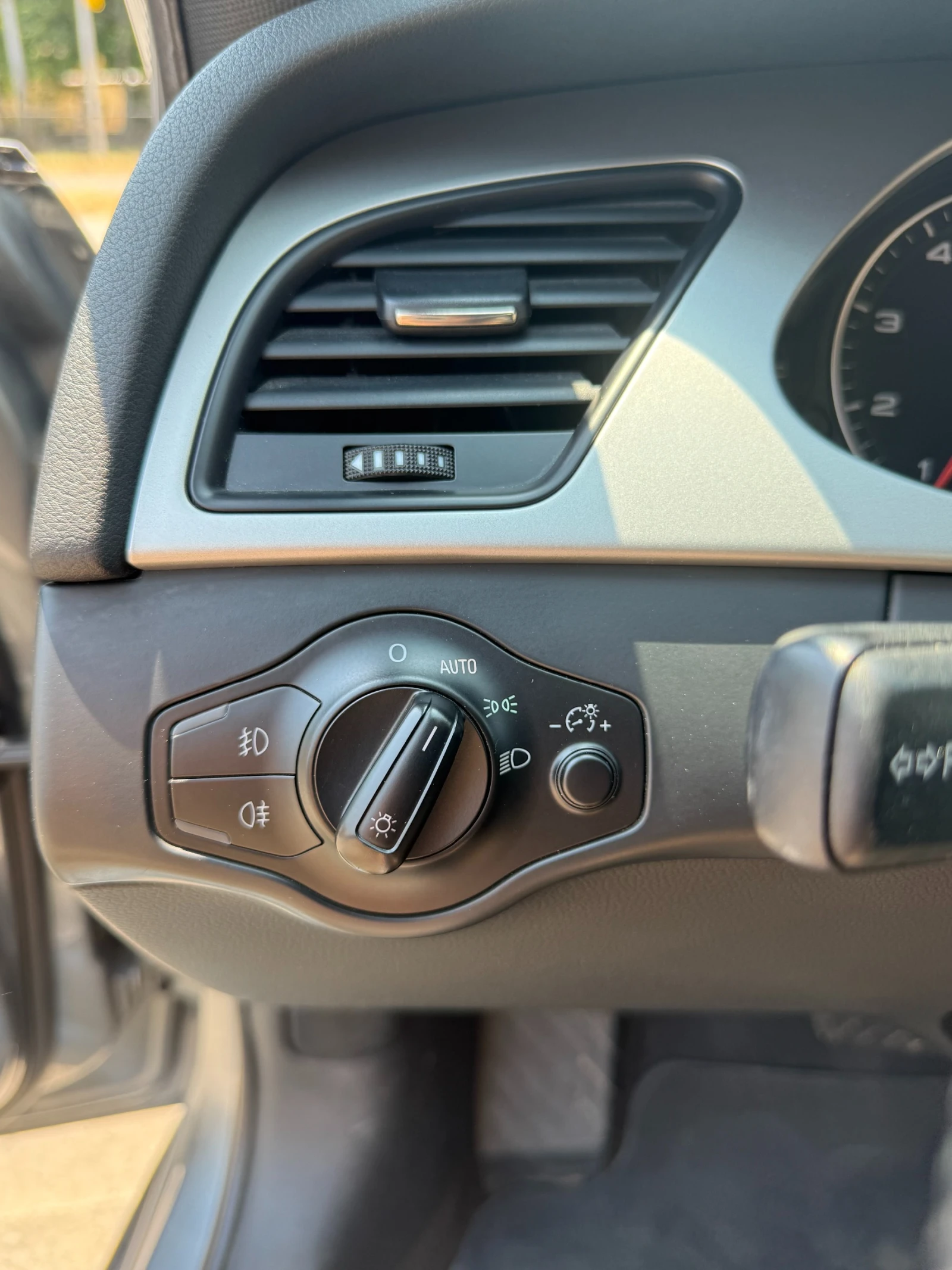 Audi A4 1.8 - изображение 6