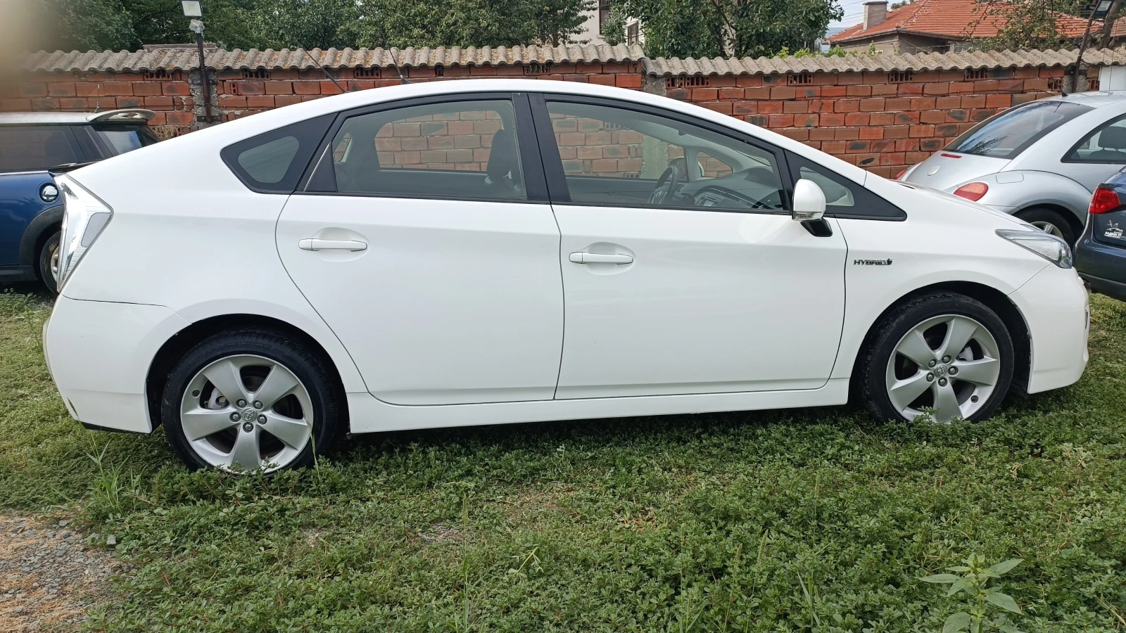 Toyota Prius 1.8 ХИБРИД !!! EURO 5 b !!! ПЕРФЕКТРНА !!! - изображение 8