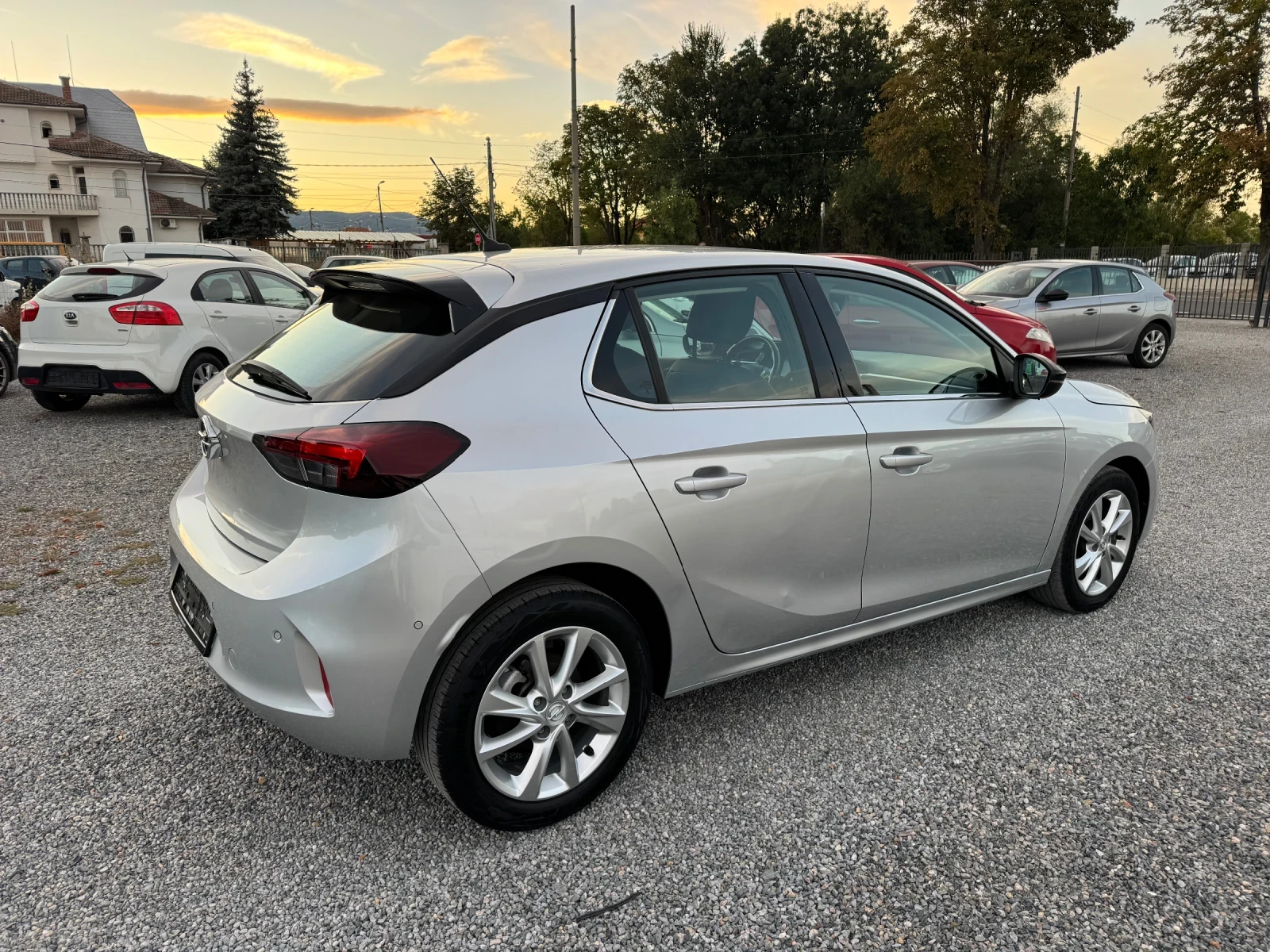 Opel Corsa 1.5d Full! Digital cockpit!! LED!! Camera 360* !! - изображение 8