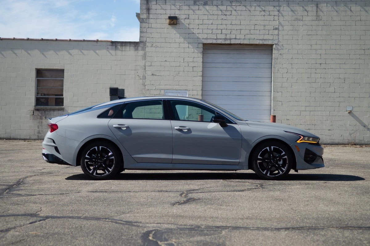 Kia K5 GT - изображение 2