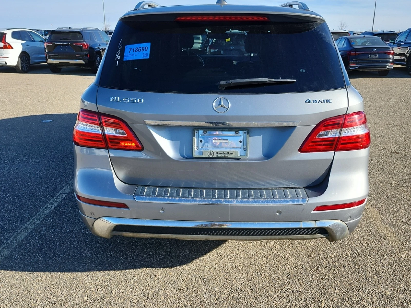 Mercedes-Benz ML 550 AMG PACK* * DESIGNO* * CARFAX* * АВТО КРЕДИТ* *  - изображение 6