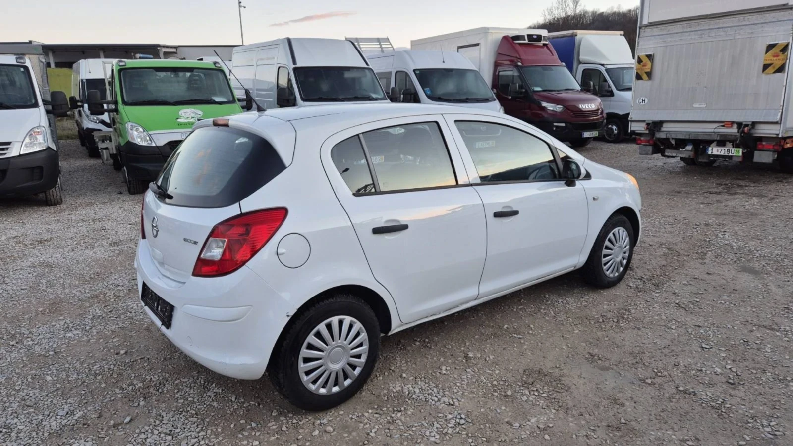 Opel Corsa 1 , 2  ECO - изображение 4