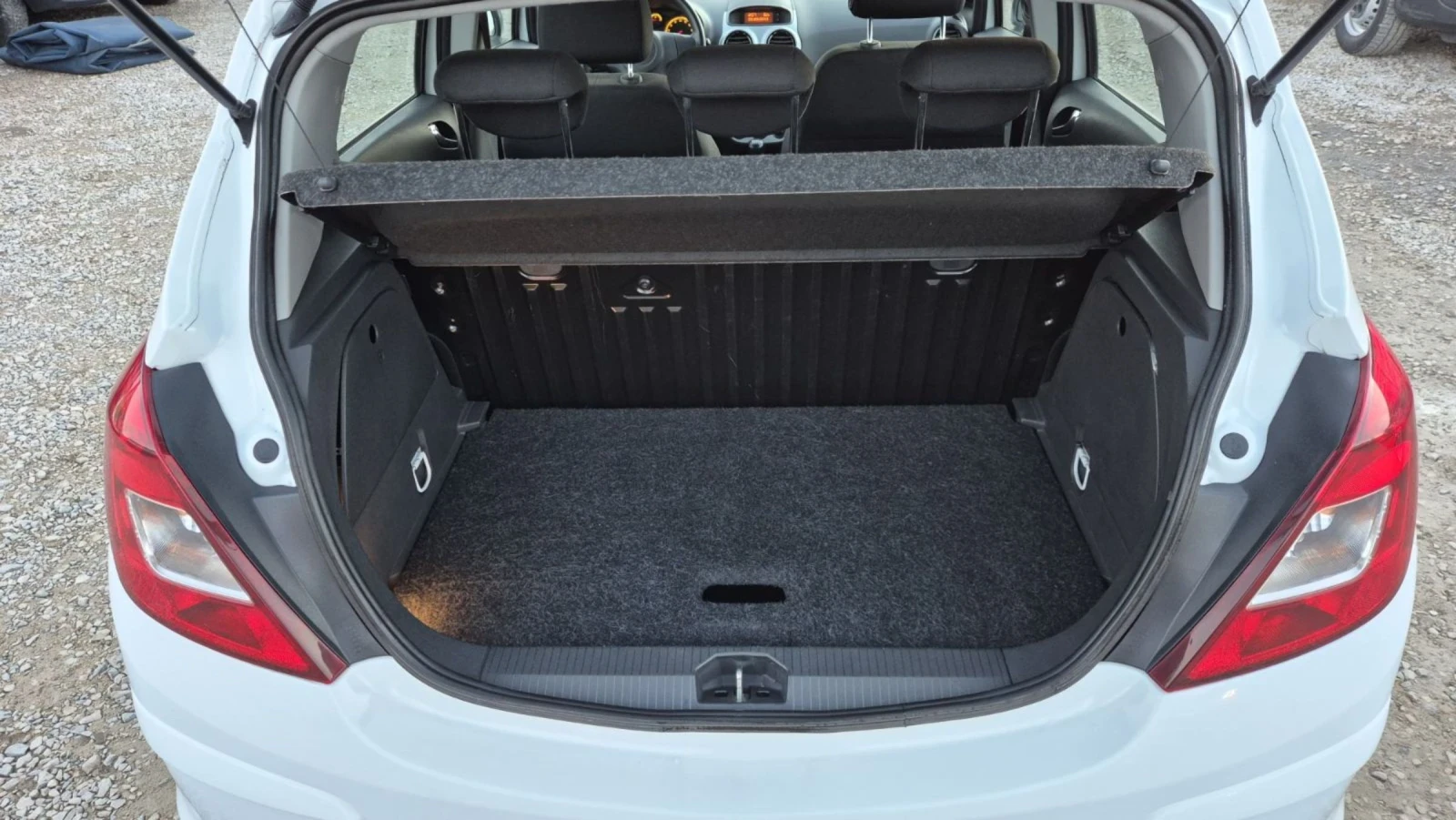 Opel Corsa 1 , 2  ECO - изображение 7