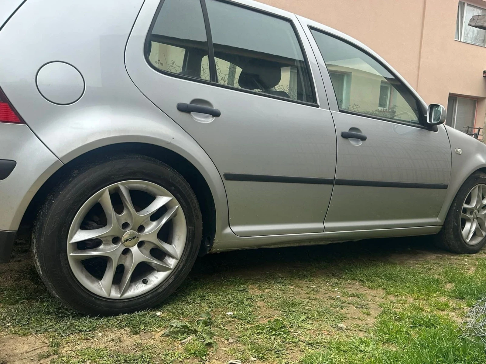 VW Golf, снимка 6 - Автомобили и джипове - 54035102