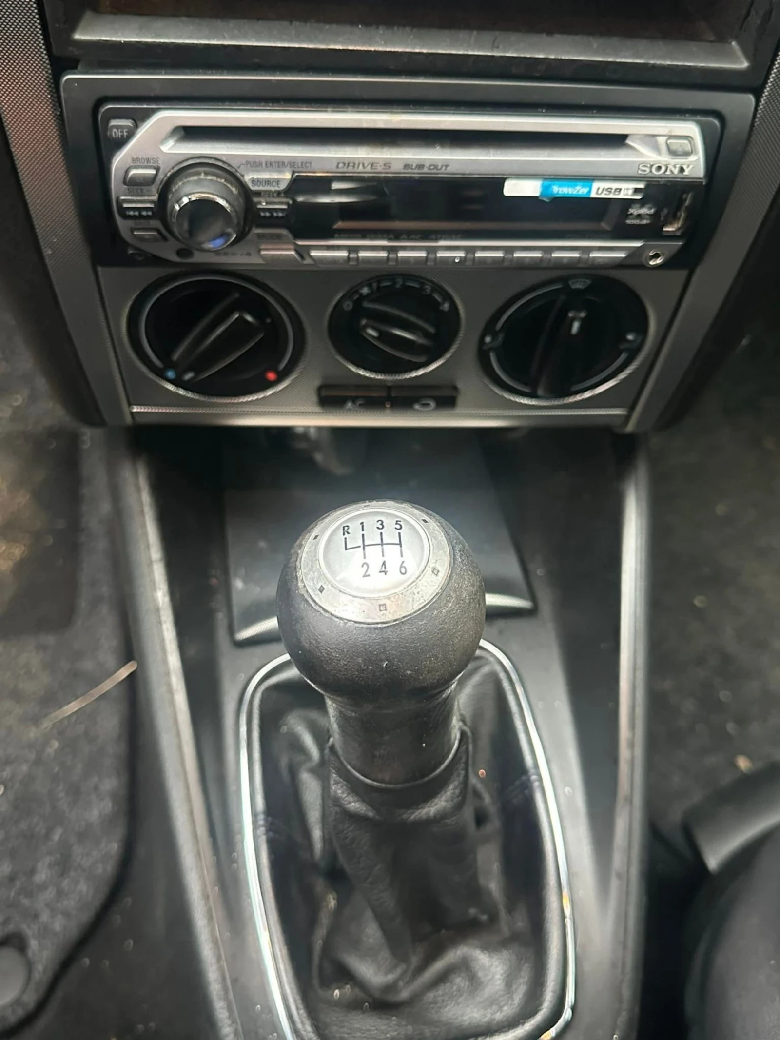 VW Golf, снимка 8 - Автомобили и джипове - 54035102