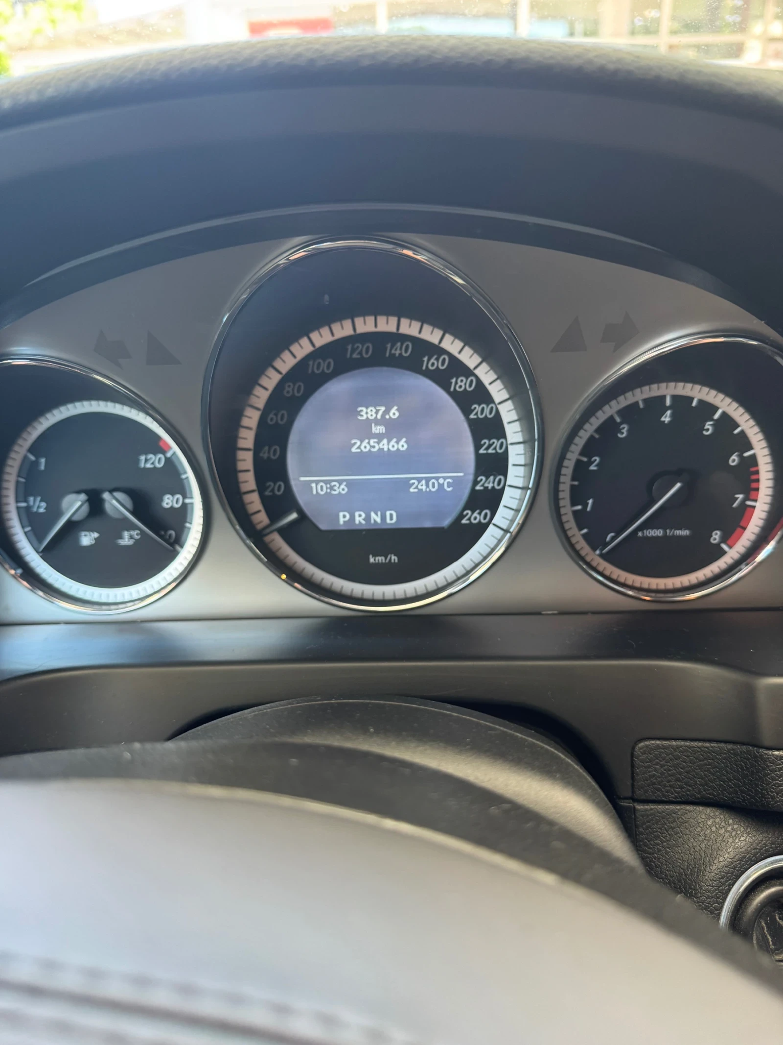 Mercedes-Benz C 180, снимка 11 - Автомобили и джипове - 54719367