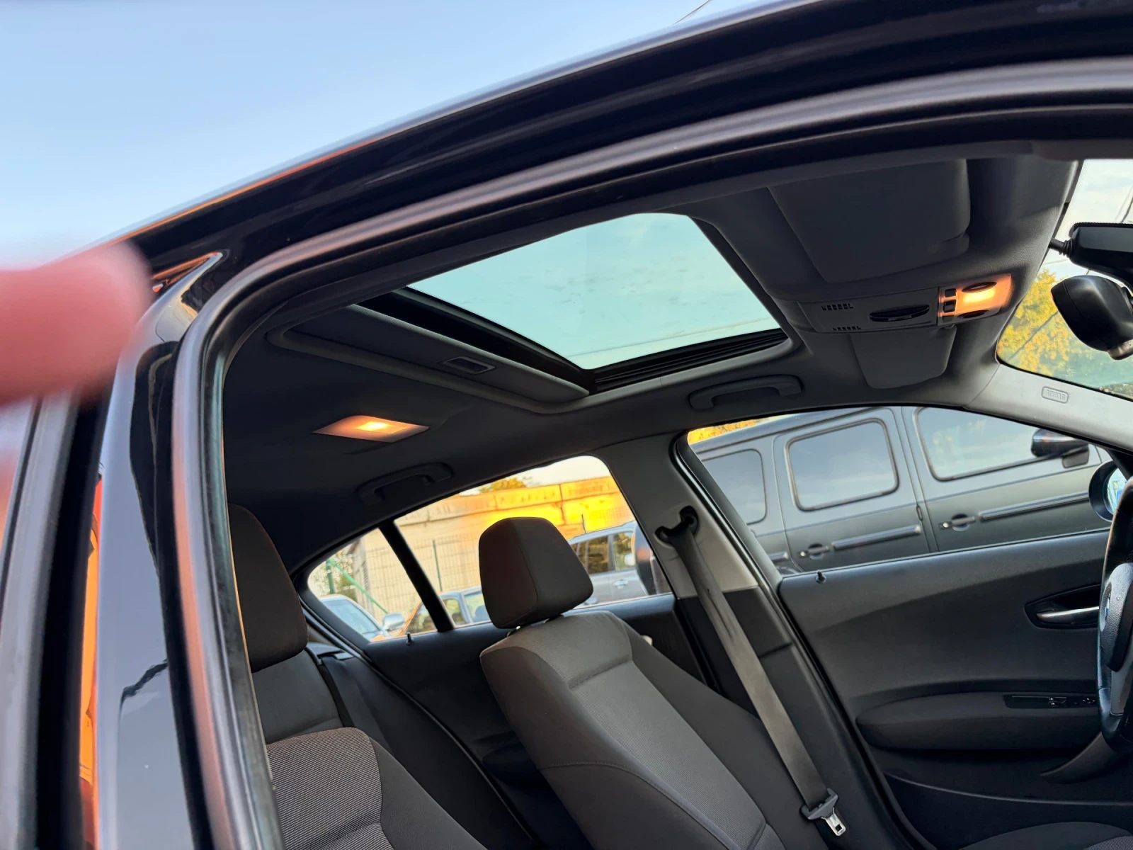 BMW 120, снимка 15 - Автомобили и джипове - 54976801